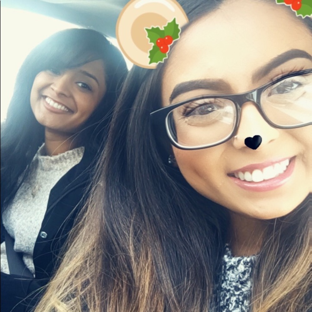 Meet your Posher, Maya